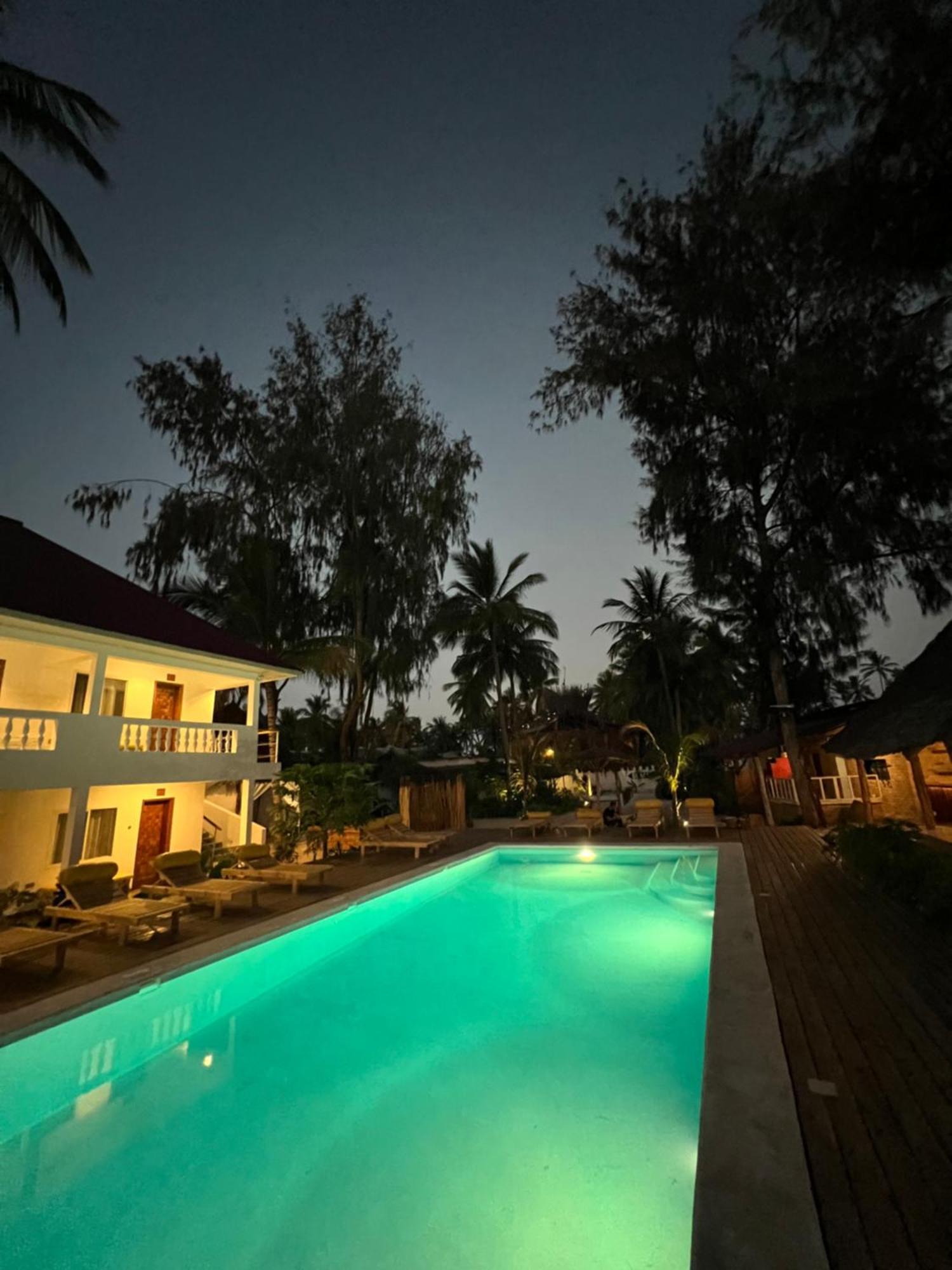 Mem Luxury Apartments And Hotel Paje Exterior foto